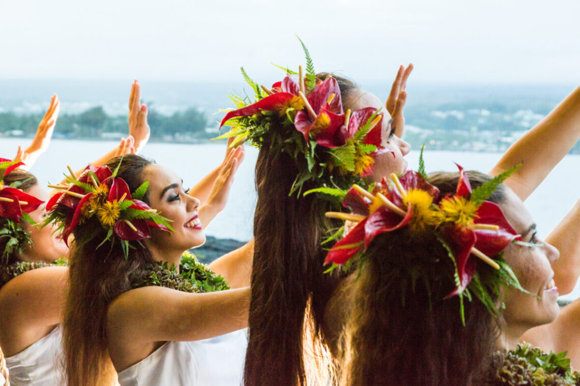 Oahu Weddings with Aloha Special Hawaiian Touches